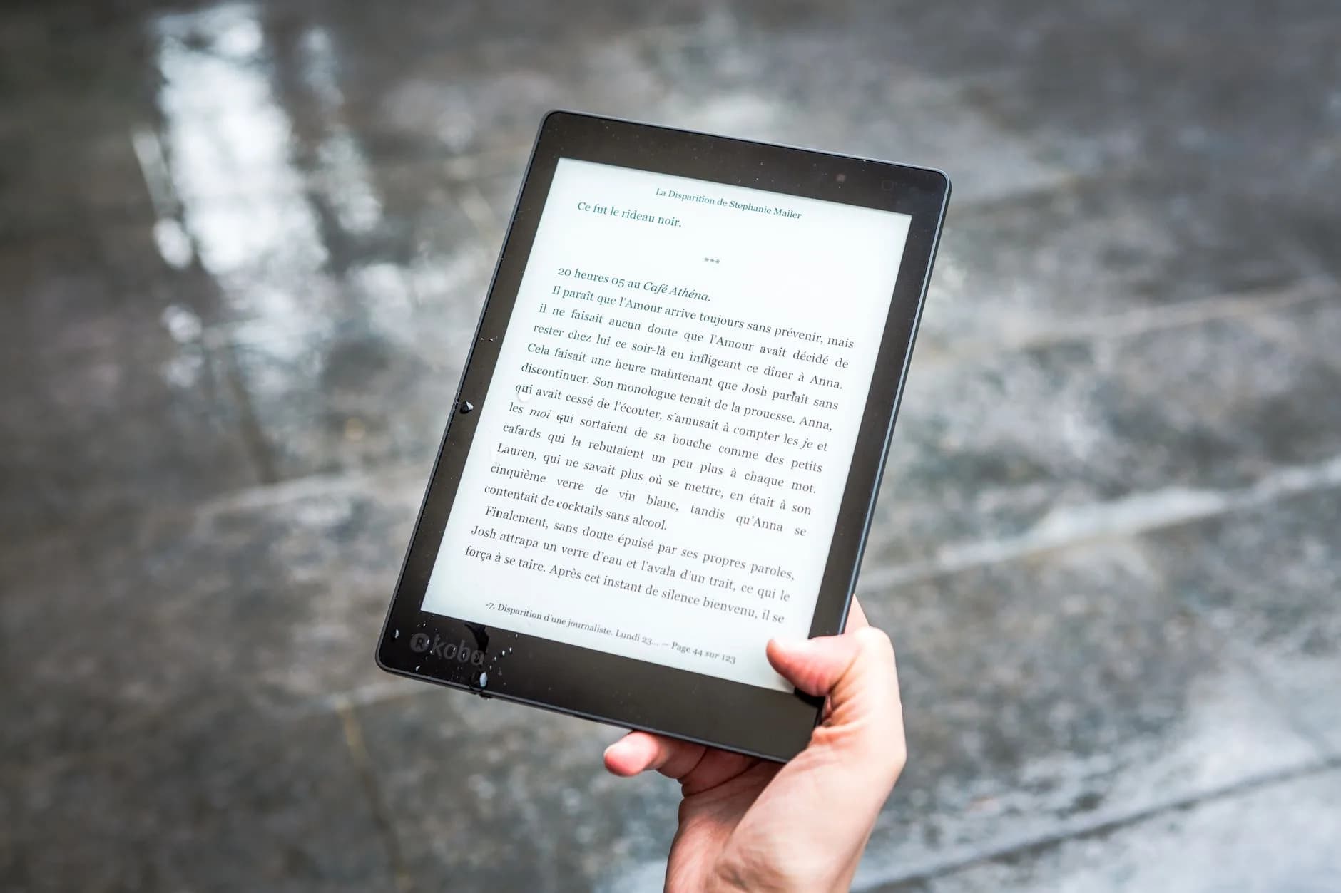 Un assistente AI che analizza un documento PDF aziendale